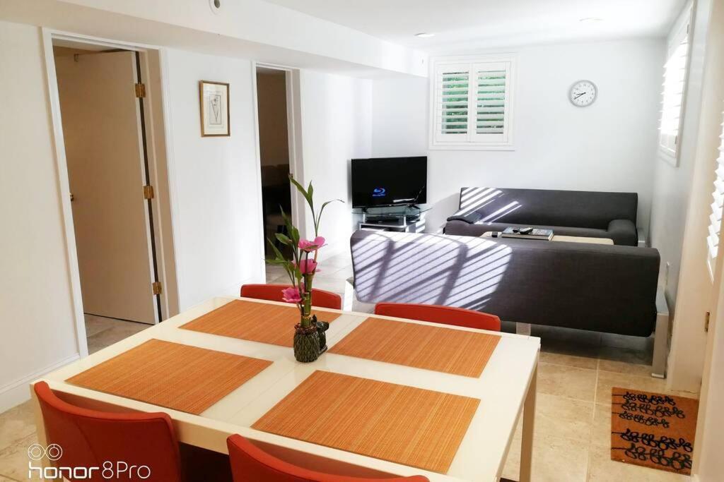 Apartamento 2-br Stylish Apt & Sauna In Woods. 24/7 Check-in. *