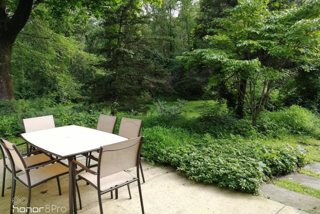 Apartamento 2-br Stylish Apt & Sauna In Woods. 24/7 Check-in. *