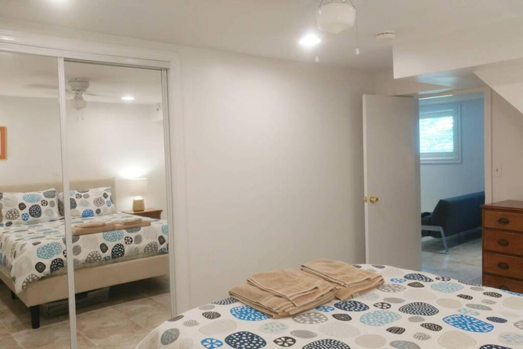 2-br Stylish Apt & Sauna In Woods. 24/7 Check-in. Apartment